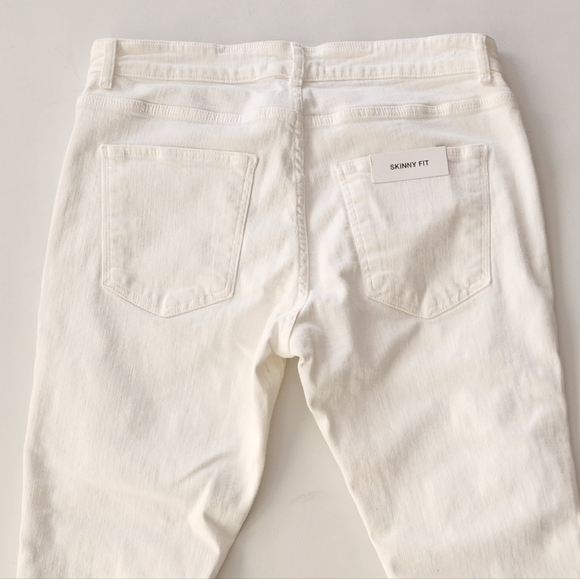 NWOT- Zara Men's White Distress Skinny Jeans - Picture 10 of 11